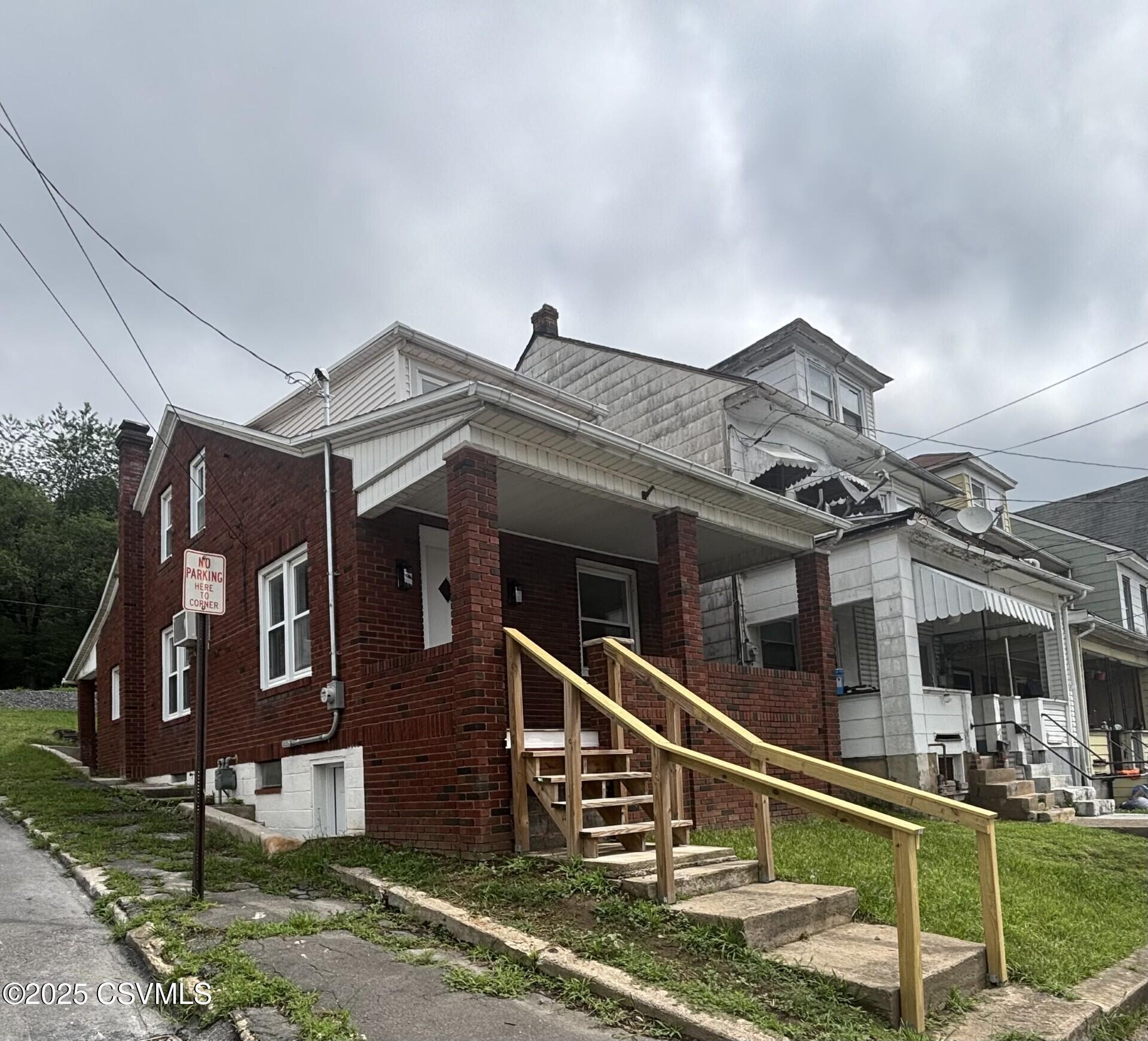 Property Photo: 1351 W Walnut Street PA 17866