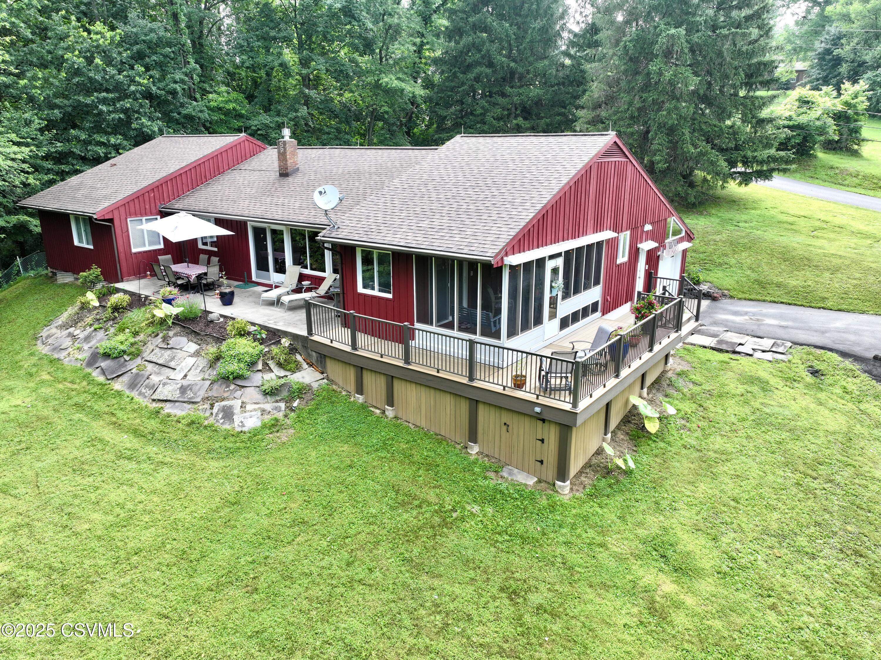 101 Twig Lane  Sunbury PA 17801 photo