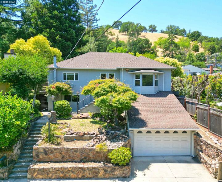3810 Canyon Way  Martinez CA 94553 photo