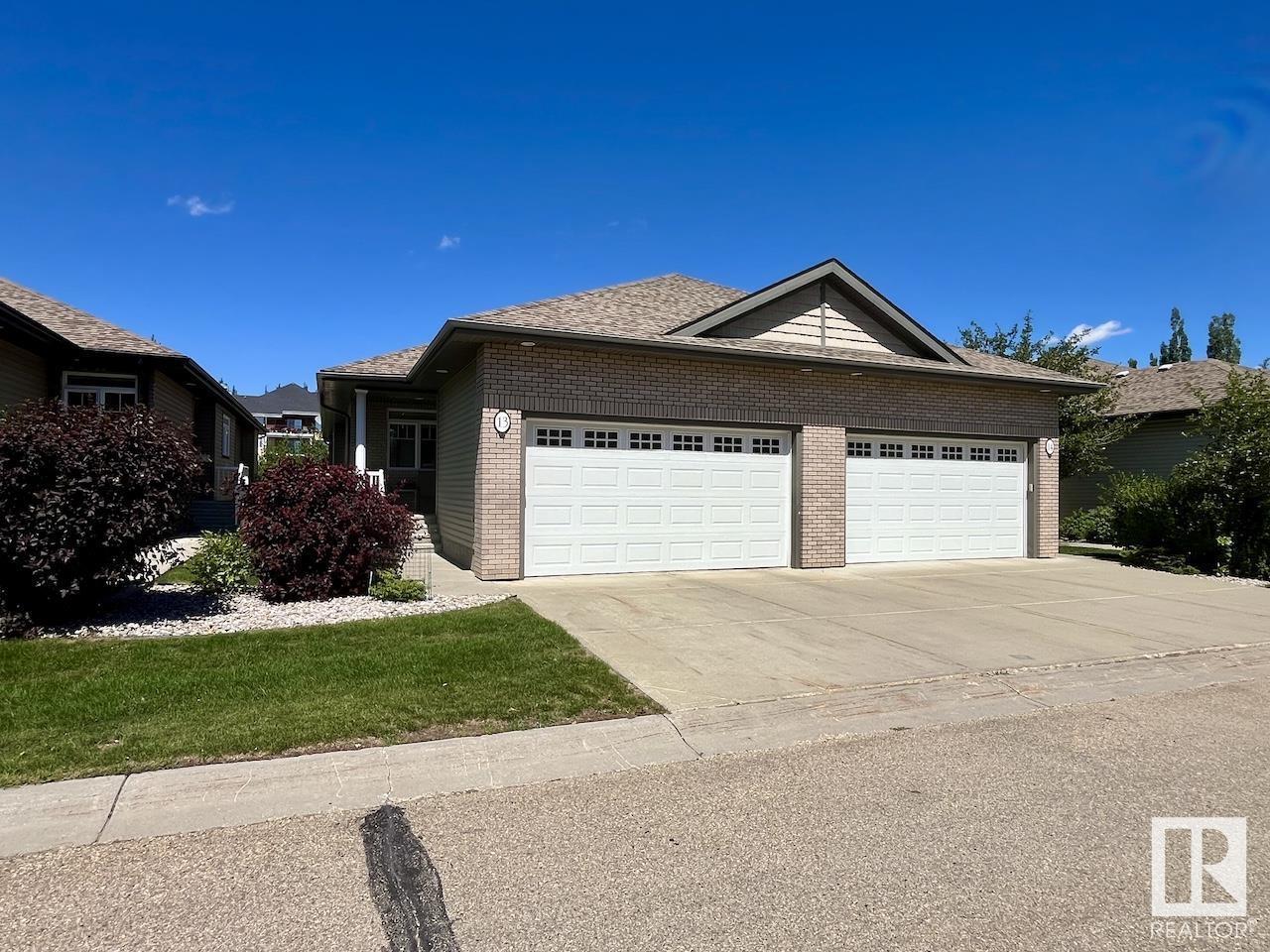 Property Photo: 1407 Glastonbury Boulevard NW 13 AB T5T 3W3