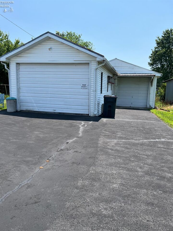 Property Photo:  222 Bertha Avenue  OH 43410 