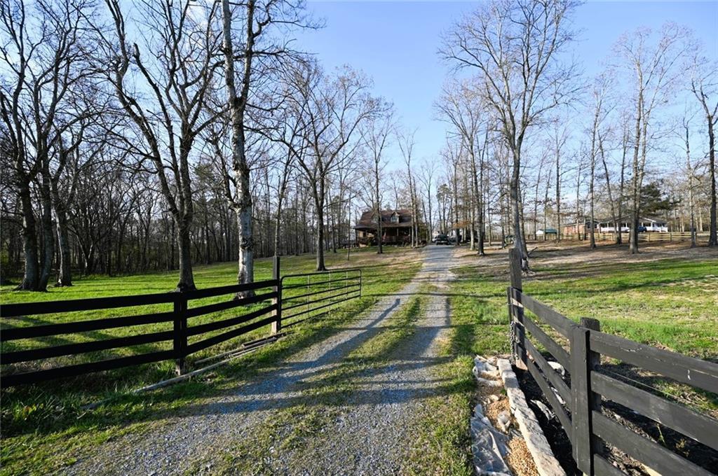 Property Photo: 326 McCreary Road SE GA 30701