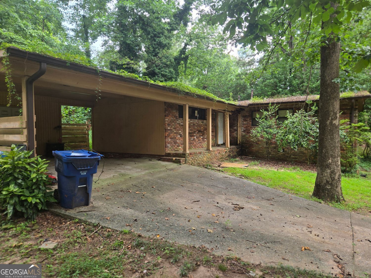2484 Mobley Court SE  Atlanta GA 30315 photo