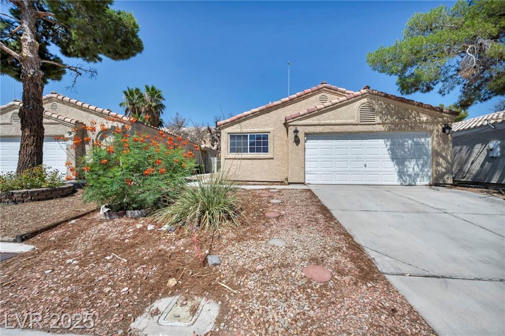 Property Photo:  2165 Saint Paul Way  NV 89104 