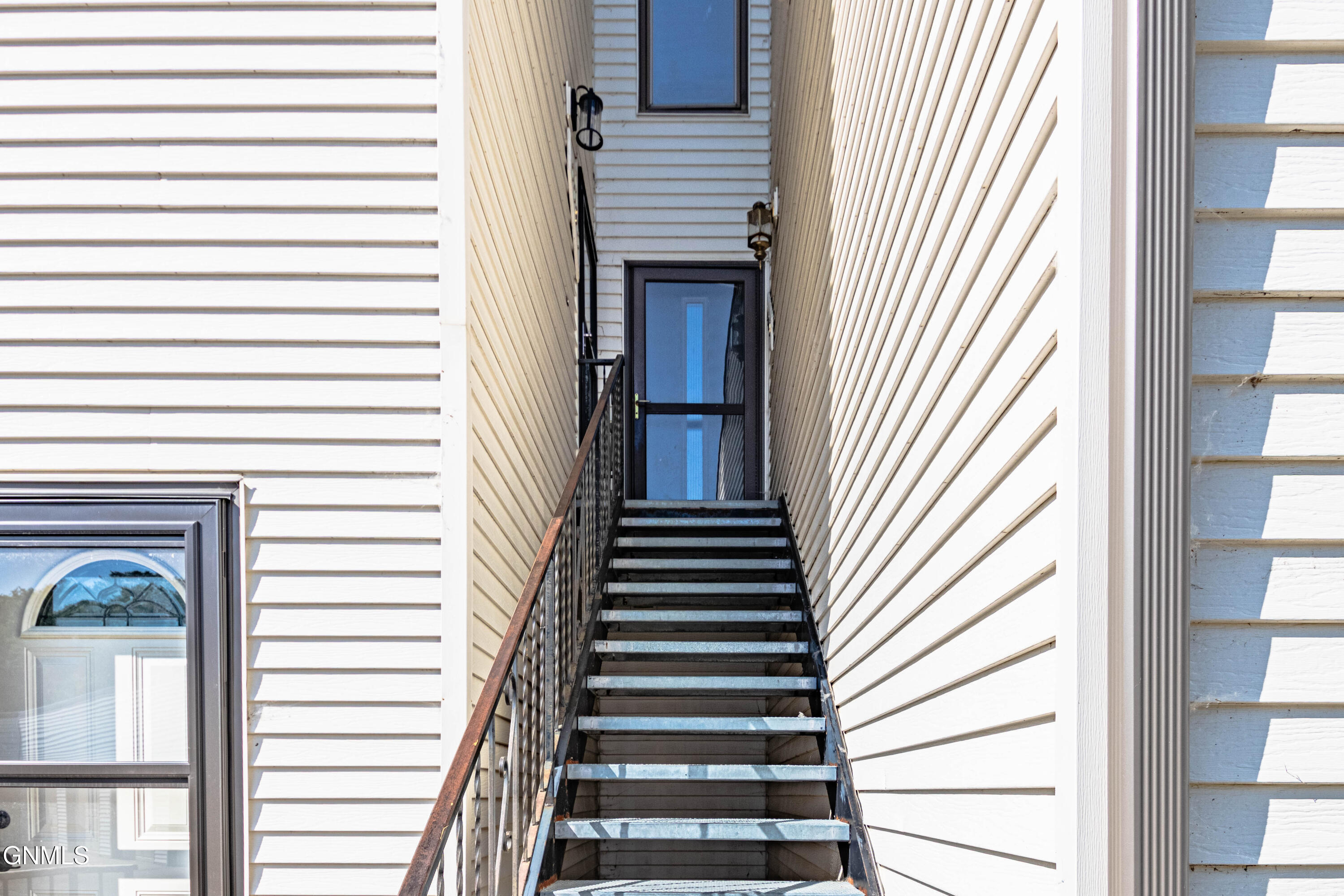 Property Photo: 1191 Jefferson Avenue 38 ND 58504