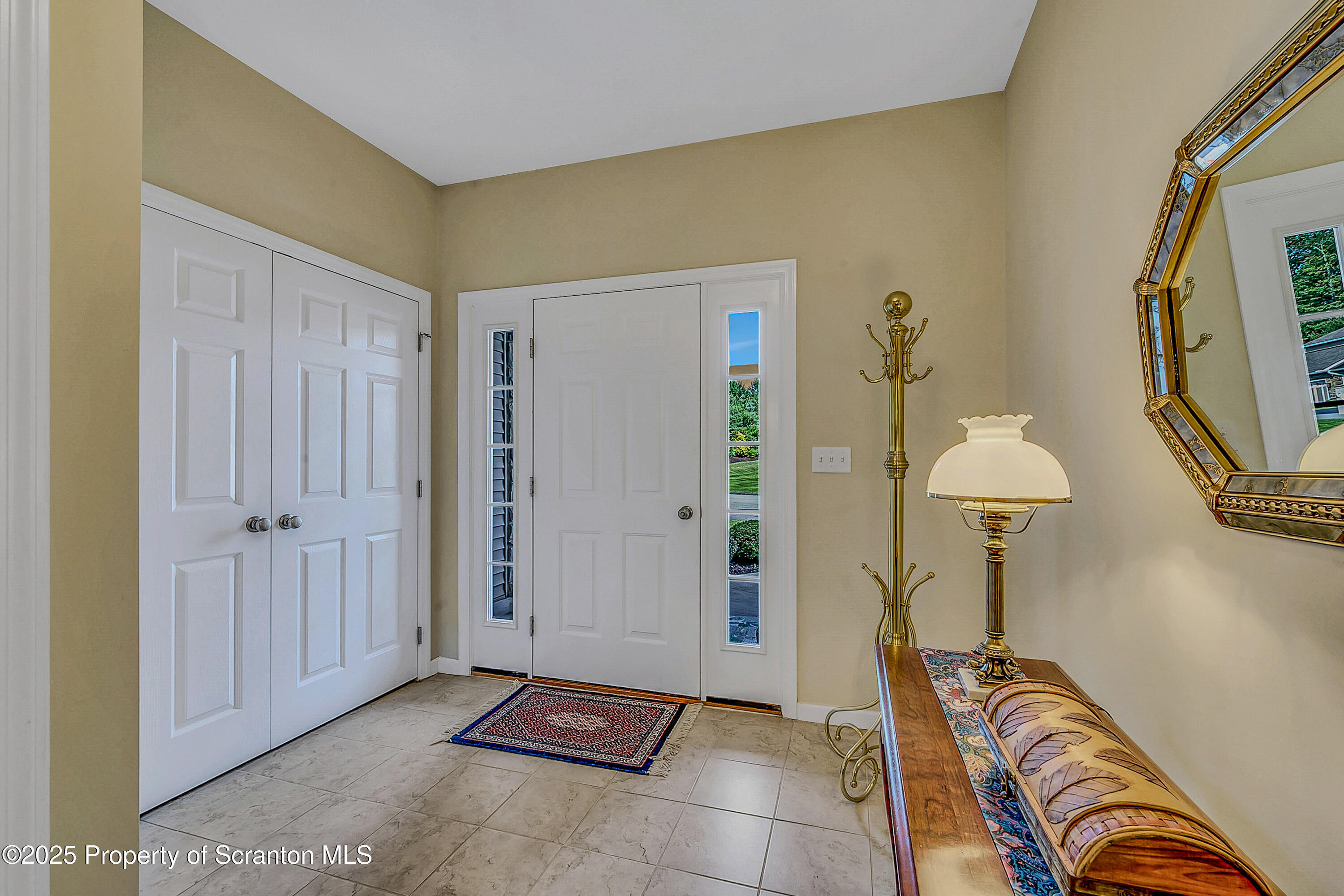 Property Photo: 129 Wyndham Road PA 18411