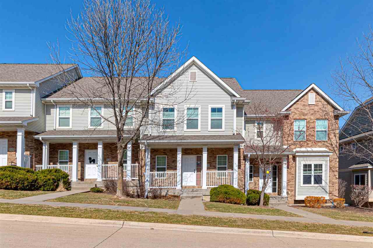 904 Ryan Ct  Iowa City IA 52246 photo