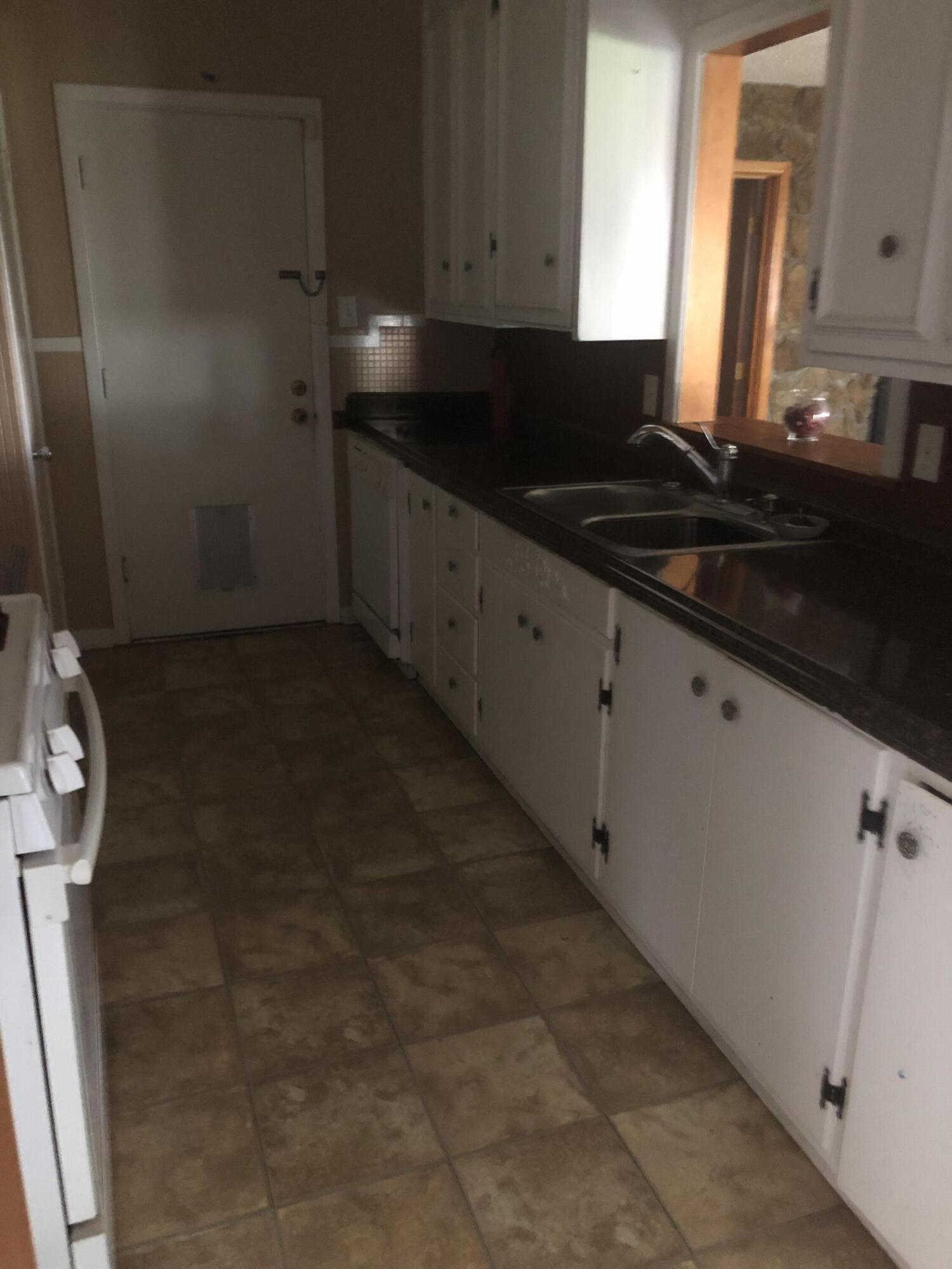 Property Photo: 5118 43rd Street TX 79414