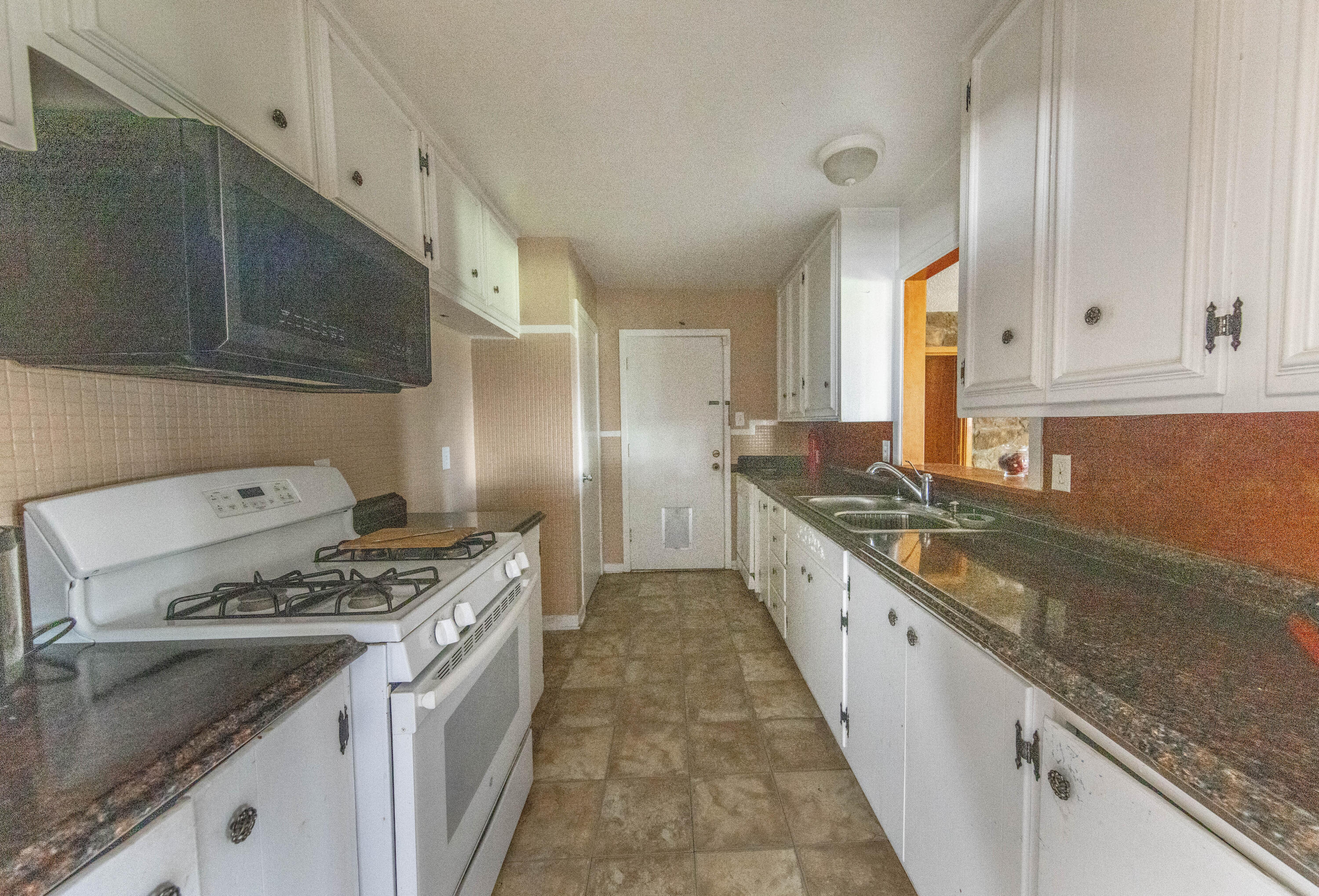 Property Photo: 5118 43rd Street TX 79414