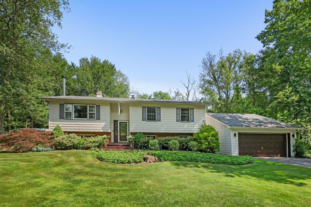 Property Photo:  39 Bykenhulle Road  NY 12533 