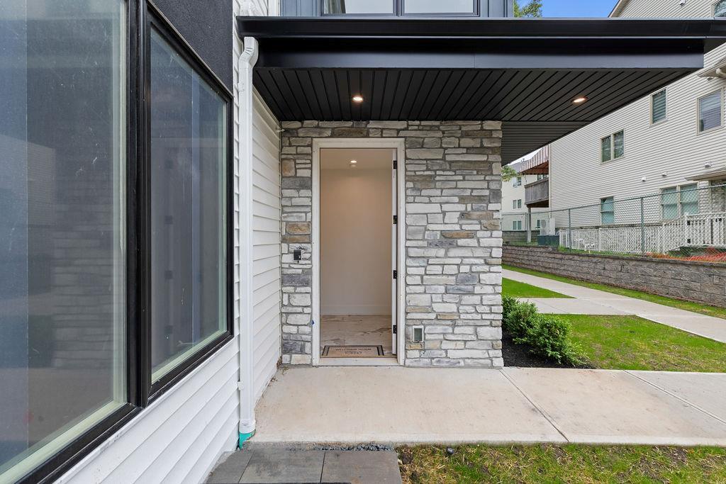 Property Photo: 5 Francis Place 214 NY 10952