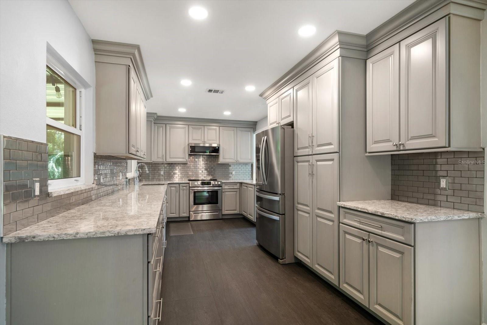 Property Photo:  3742 Grantham Court  FL 34684 