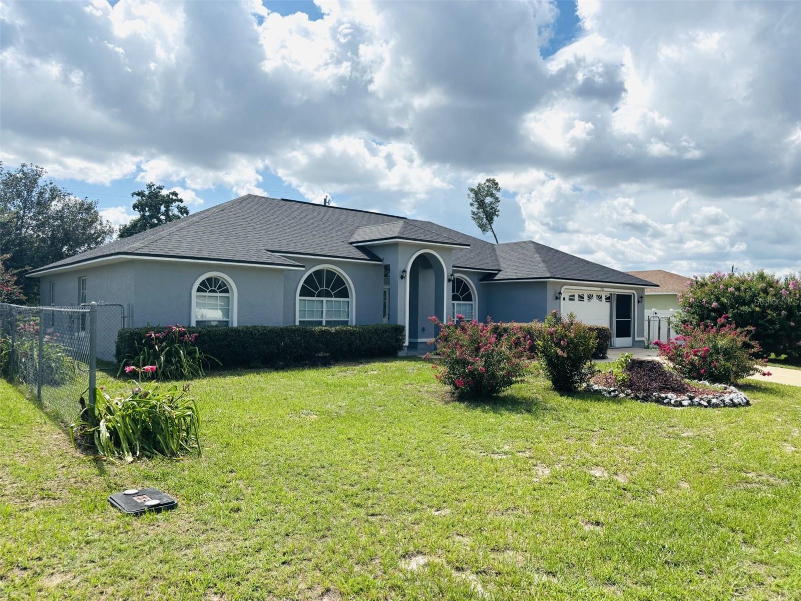 Property Photo: 15520 SW 23rd Court Road FL 34473
