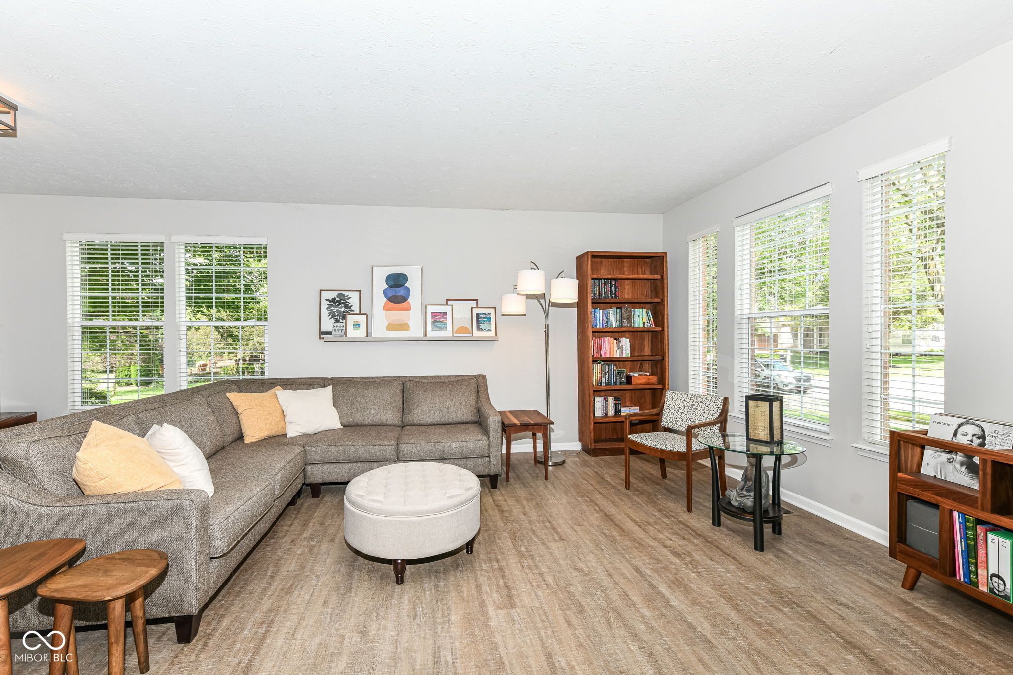 Property Photo:  13248 Aquamarine Drive  IN 46033 