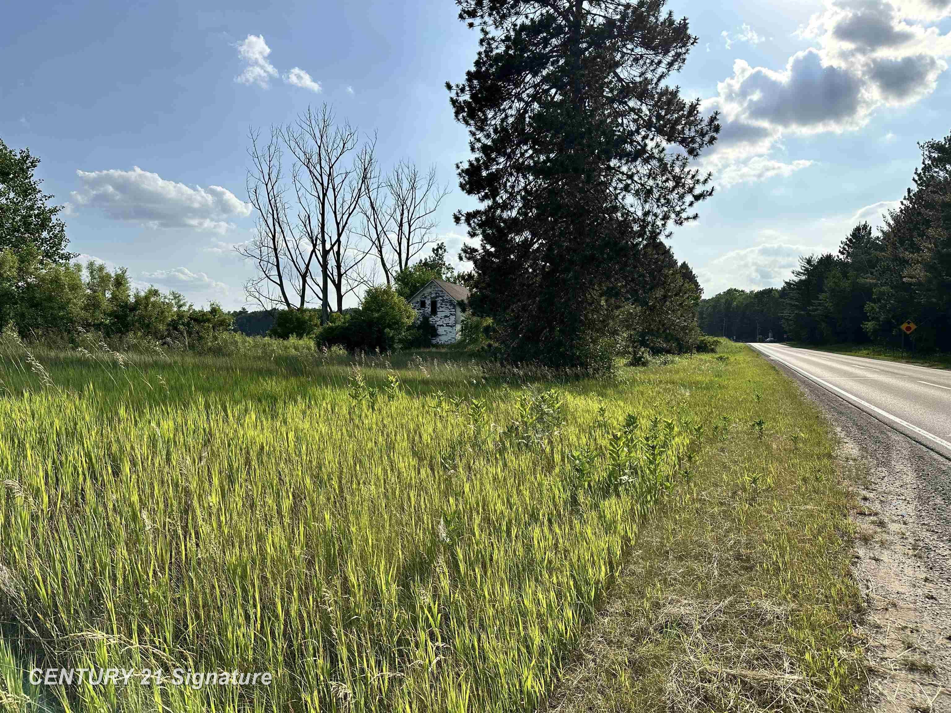 Property Photo: 60 Estey Road MI 48612