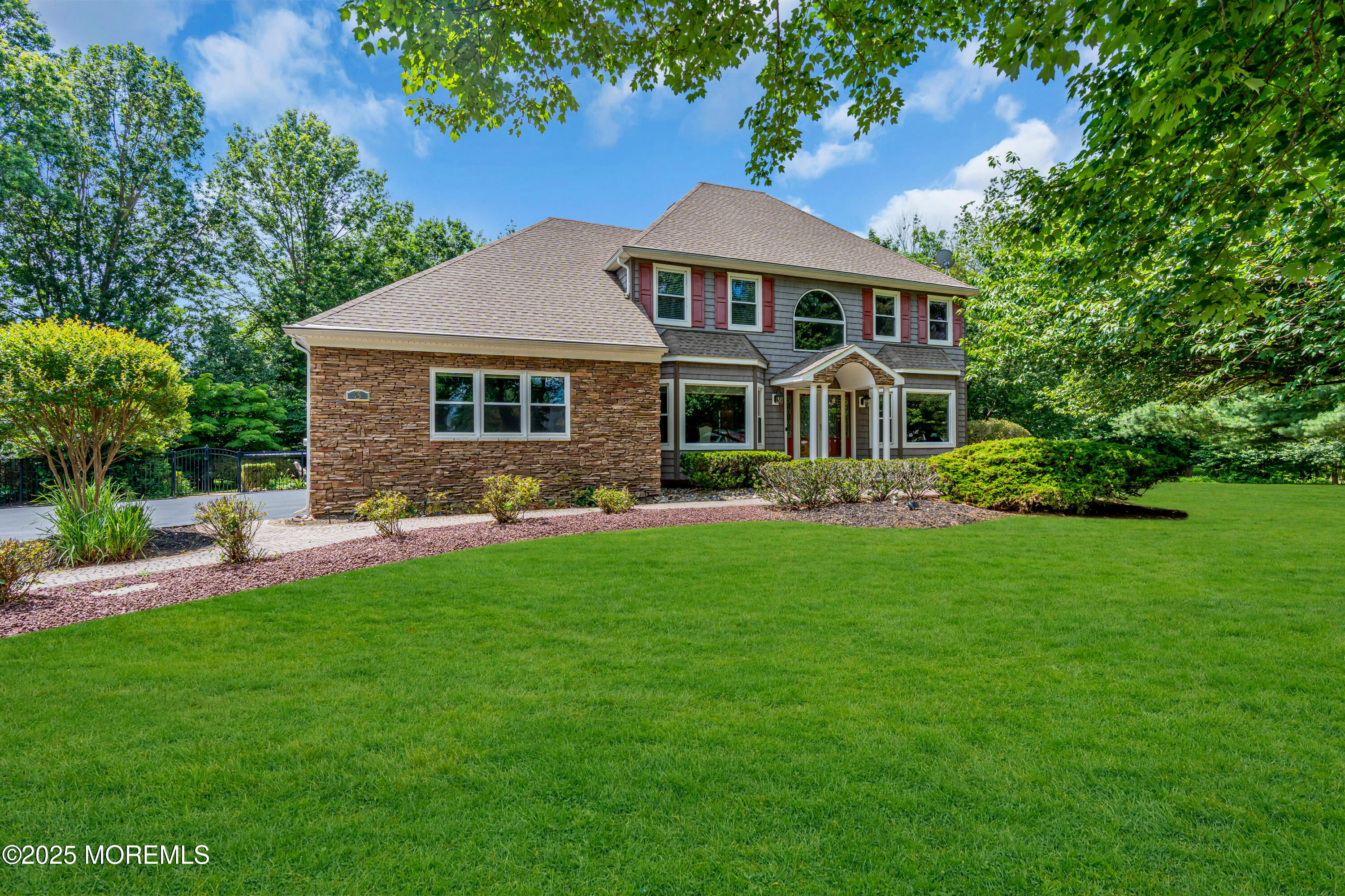 3 Algonquin Court  Freehold NJ 07728 photo