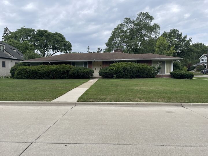 3900 Clausen Avenue  Western Springs IL 60558 photo