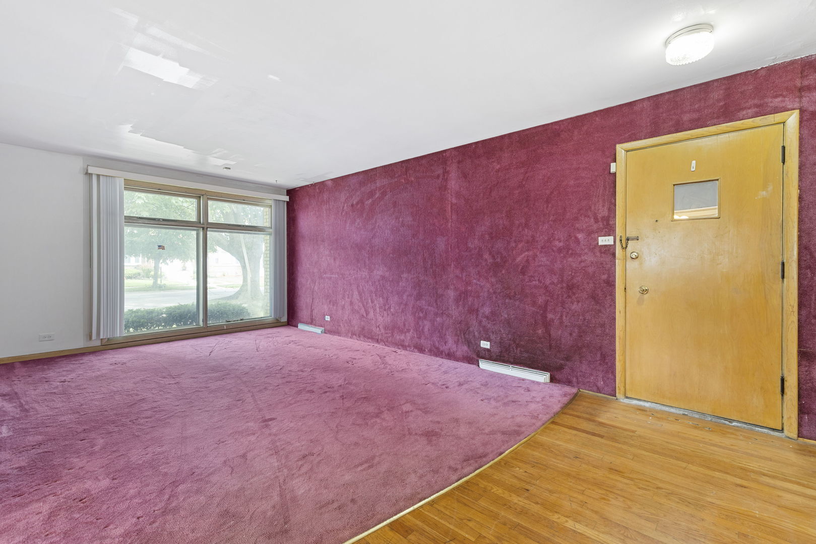 Property Photo: 8716 S Merrill Avenue IL 60617