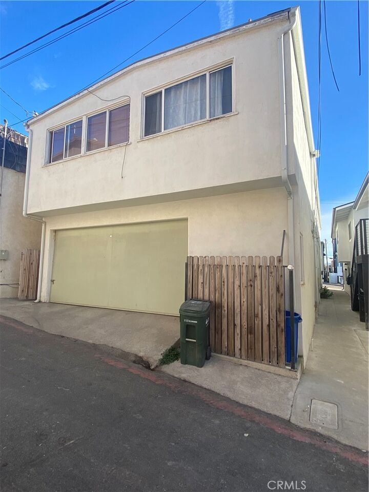Property Photo: 135 28th Street CA 90254