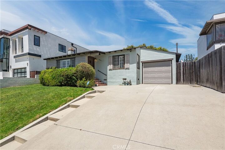 Property Photo:  3042 Glendon Avenue  CA 90034 