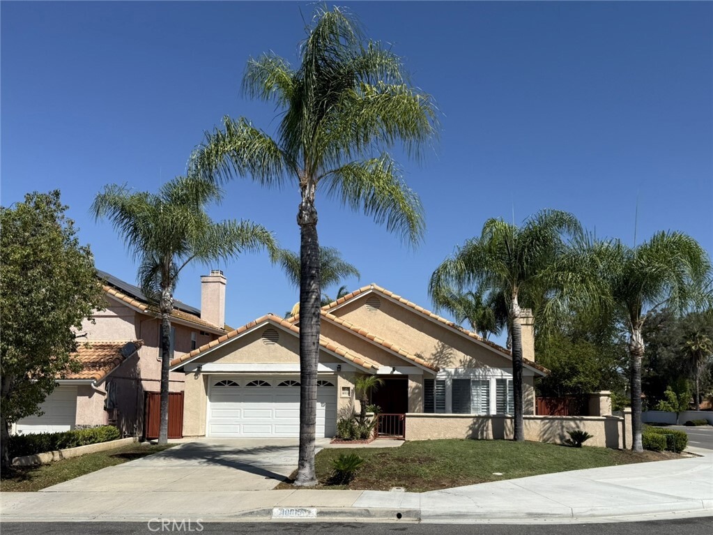 40015 Festival Road  Murrieta CA 92562 photo