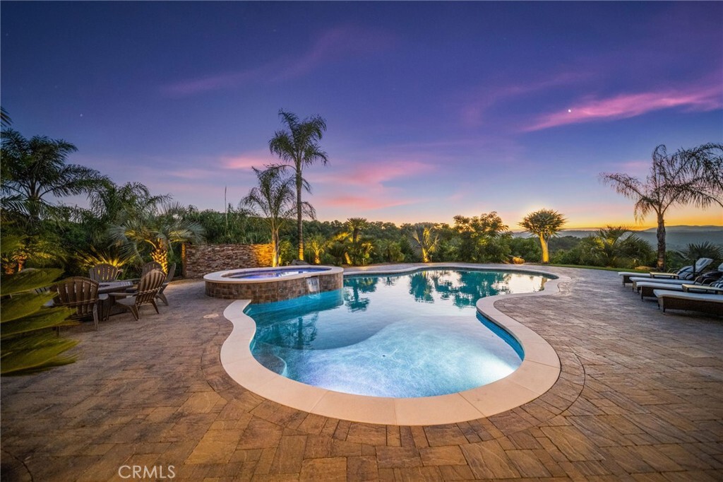 Property Photo:  43650 La Cruz Drive  CA 92590 