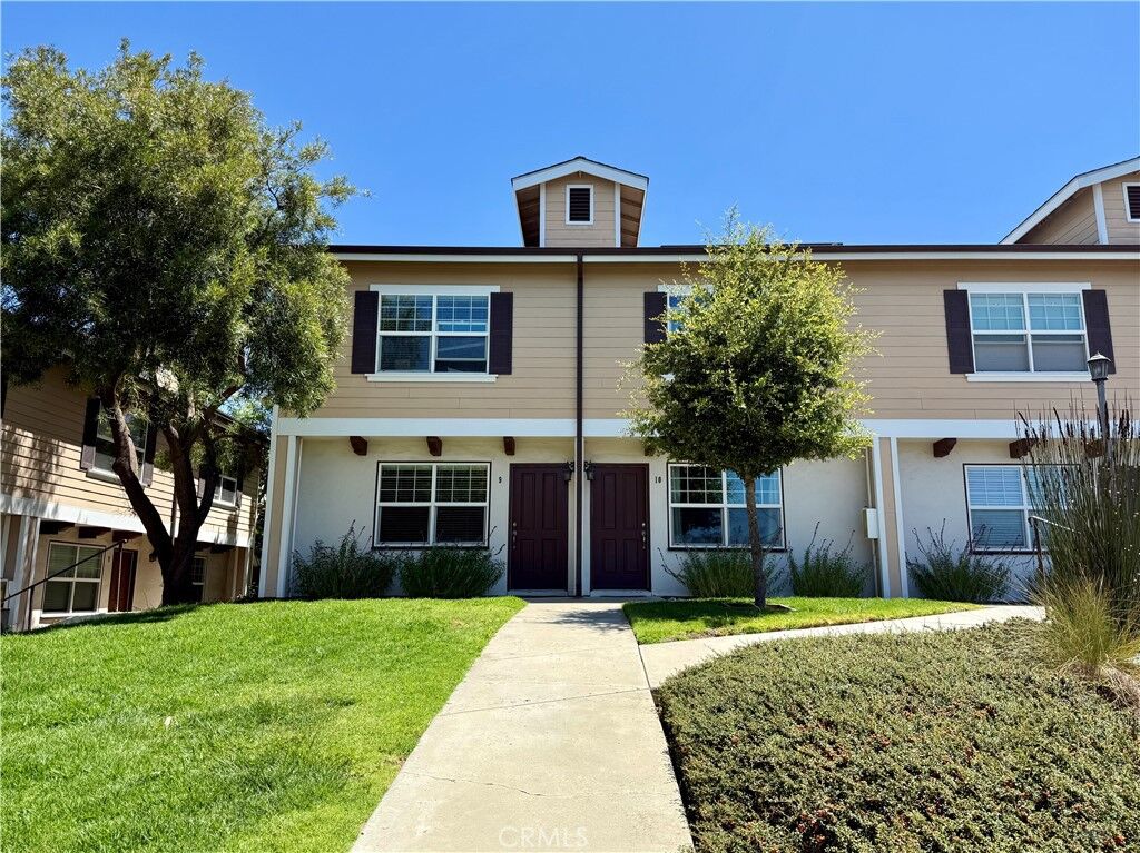 Property Photo:  1043 Ella Street 9  CA 93401 