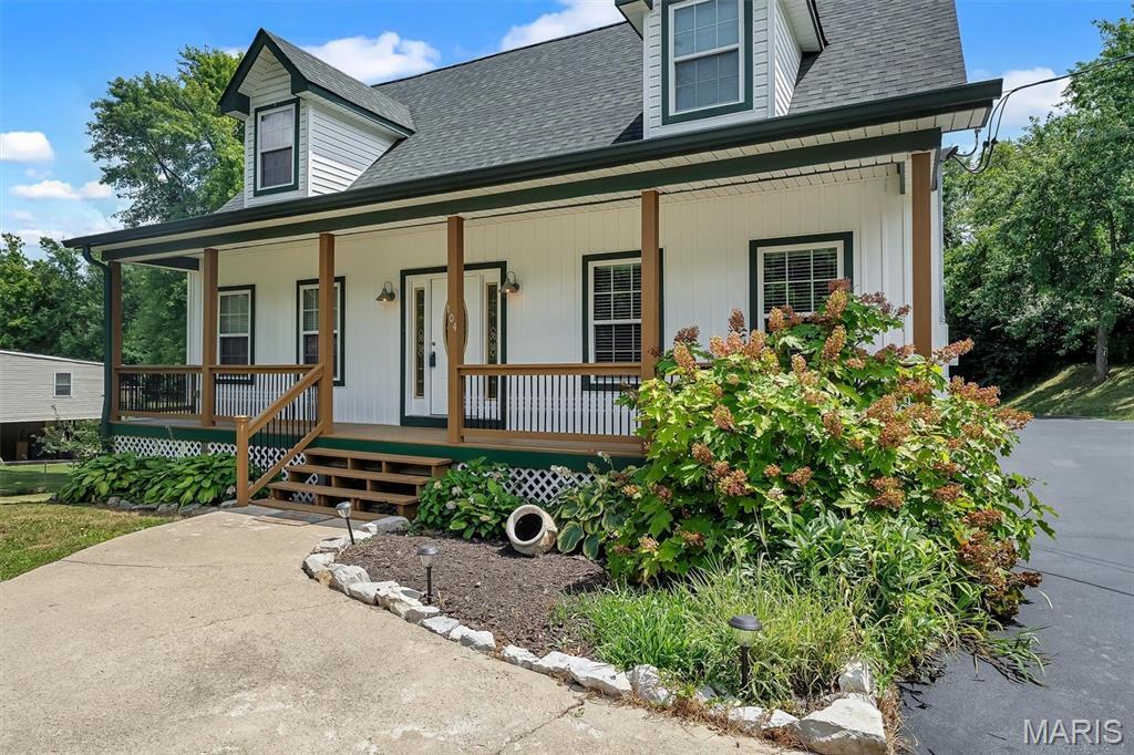 Property Photo:  104 Miller Drive  MO 63026 