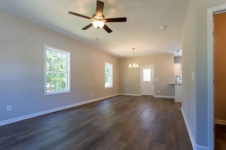 Property Photo:  106 Hillcrest Drive  TN 37058 