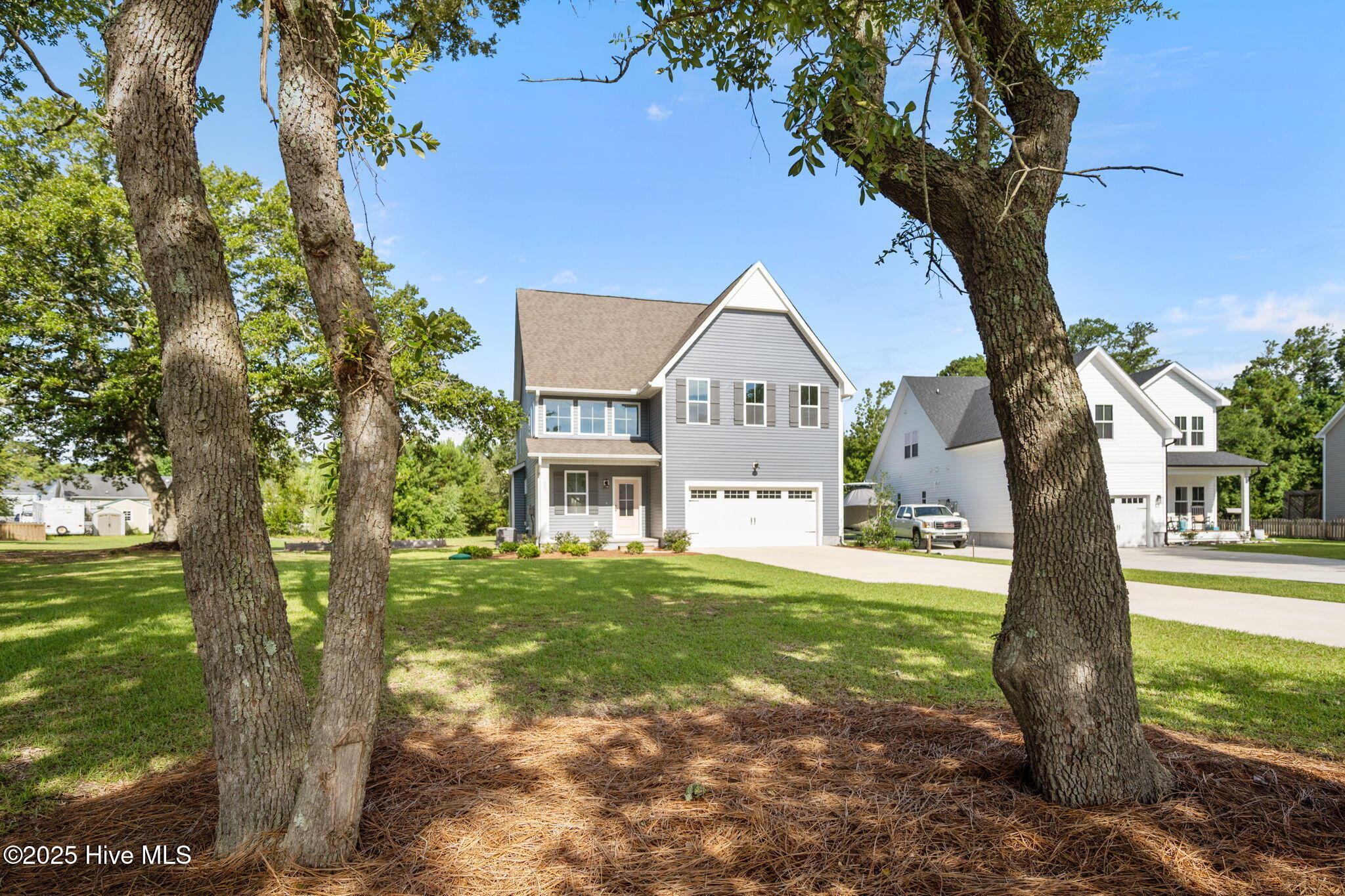 Property Photo: 207 Willas Court NC 28445