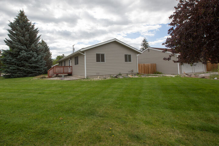 Property Photo: 714 N 7th Street MT 59840