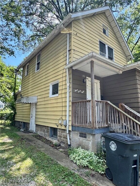 Property Photo: 348 Jewell Drive OH 44311