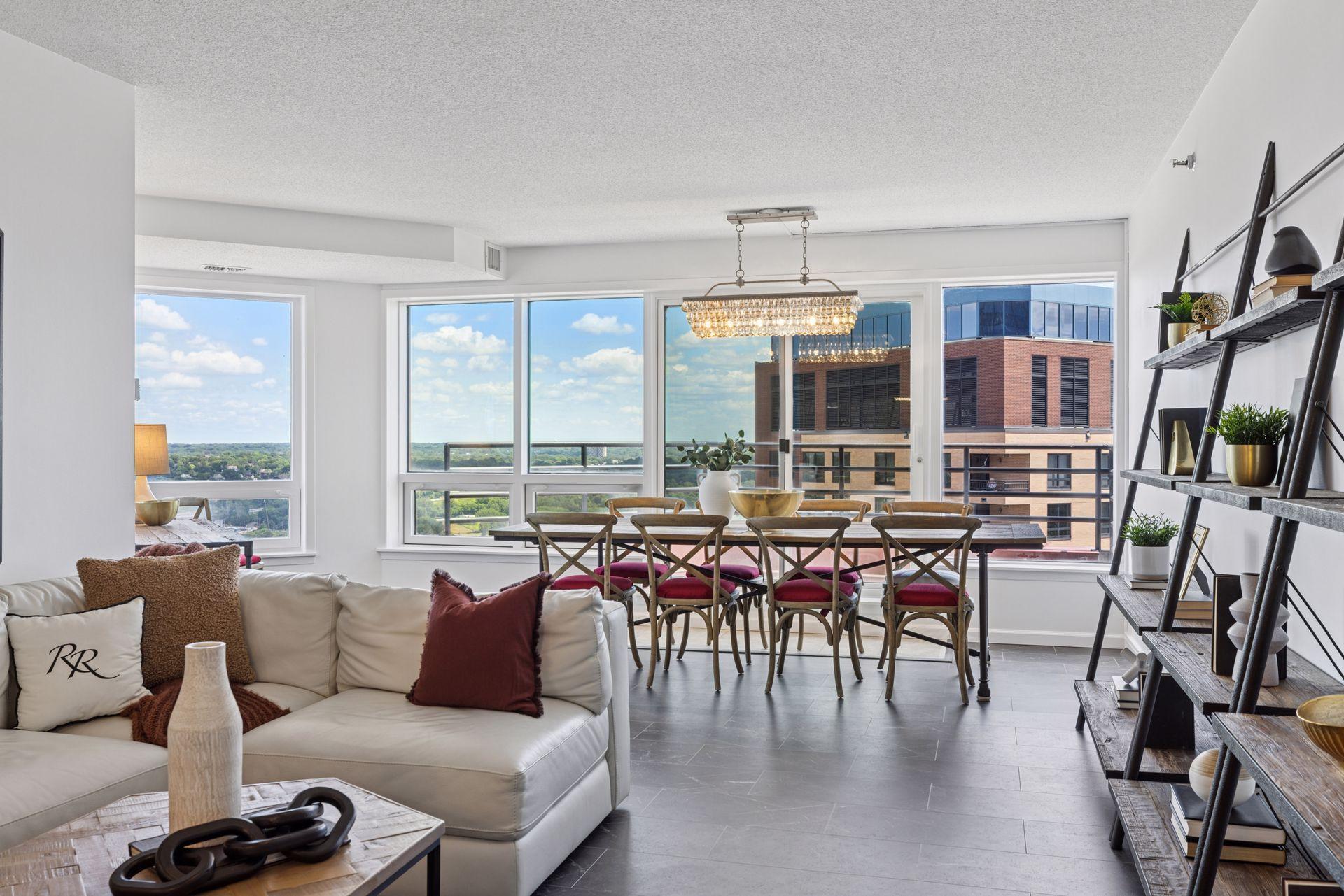 Property Photo:  168 E 6th Street E 3004  MN 55101 