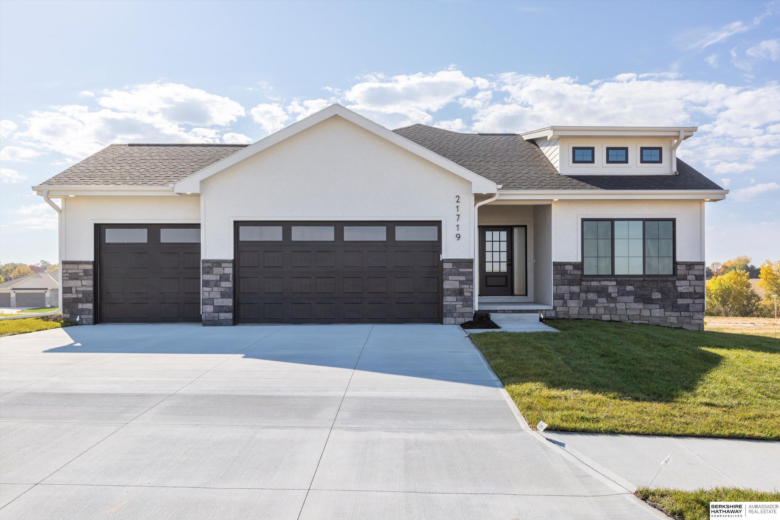 Property Photo: 18058 Sycamore Drive NE 68028