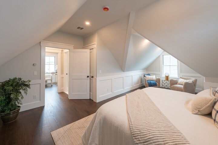 11 Macarthur Street B  Somerville MA 02145 photo