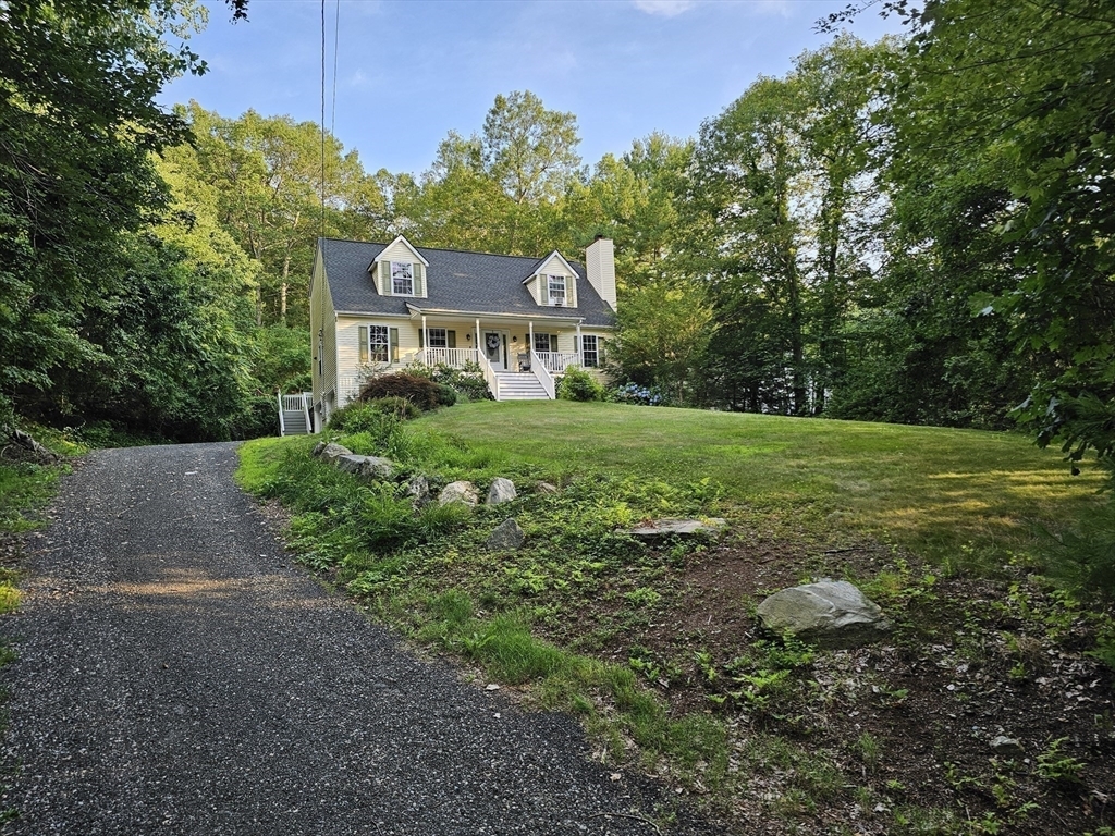 Property Photo:  286 Riverlin St  MA 01527 