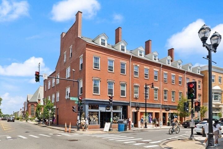 Property Photo: 304 Essex St 1 MA 01970