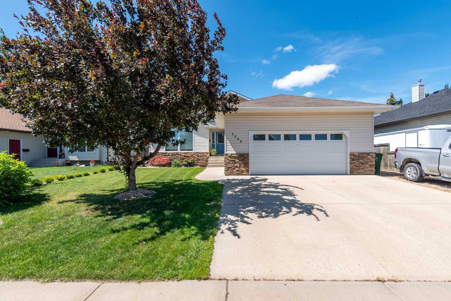 2308 52 Avenue  Lloydminster AB T9V 2Z8 photo