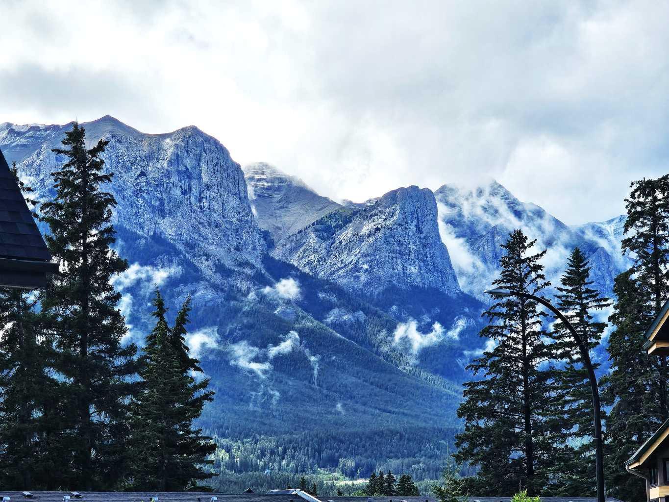 Property Photo:  121 Kananaskis Way 102  AB T1W 2X2 