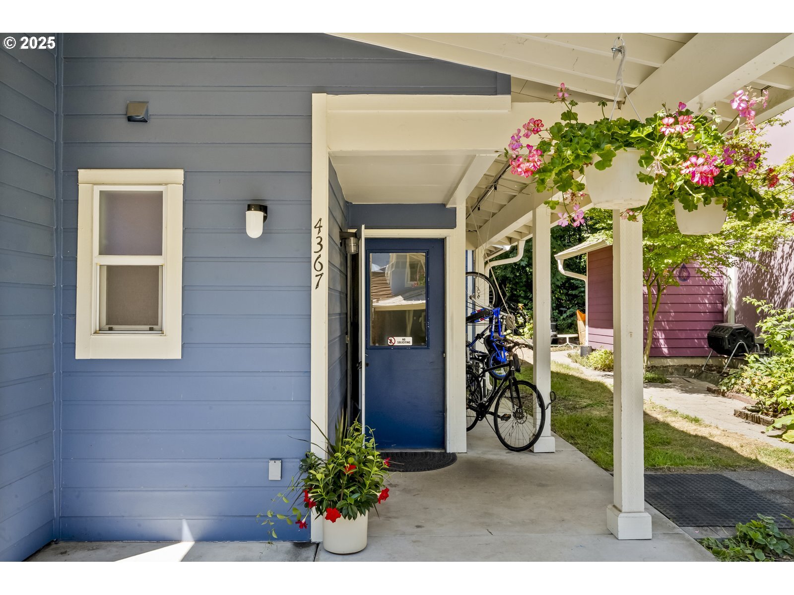 4367 SW 94th Ave  Portland OR 97225 photo