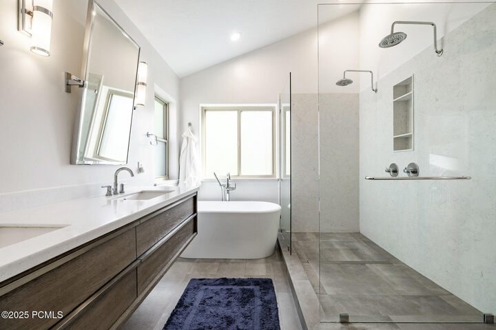 Property Photo: 1675 W Silver Springs Road UT 84098
