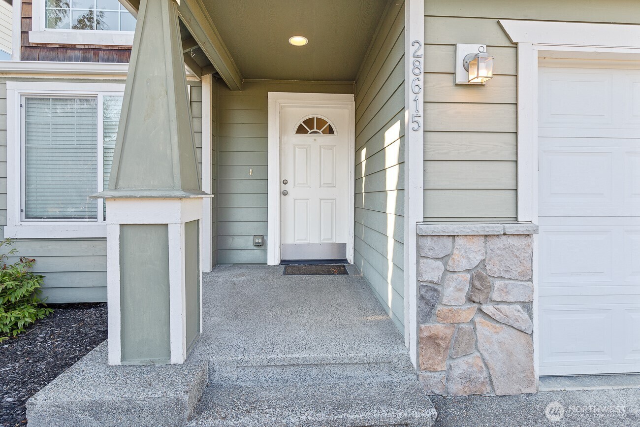 Property Photo: 28615 227th Avenue SE WA 98038