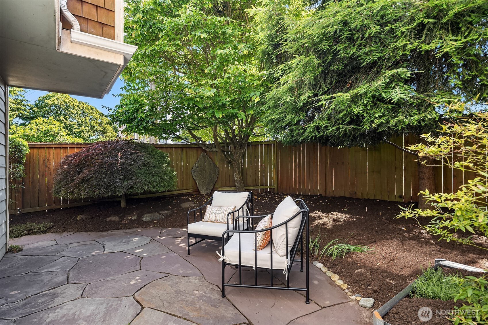 Property Photo: 856 NE 91st Street A WA 98115