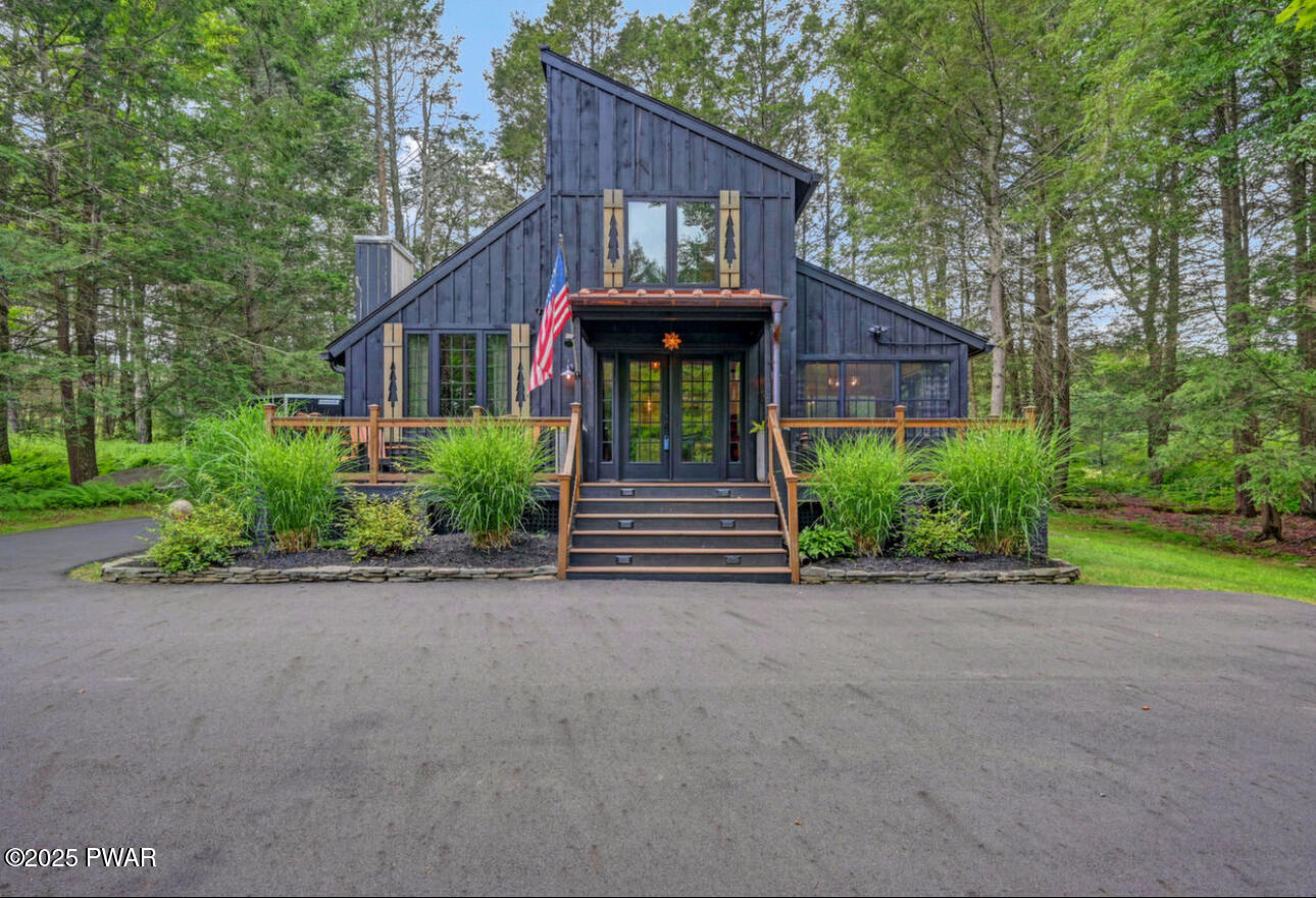 Property Photo: 803 Deerfield Road PA 18436
