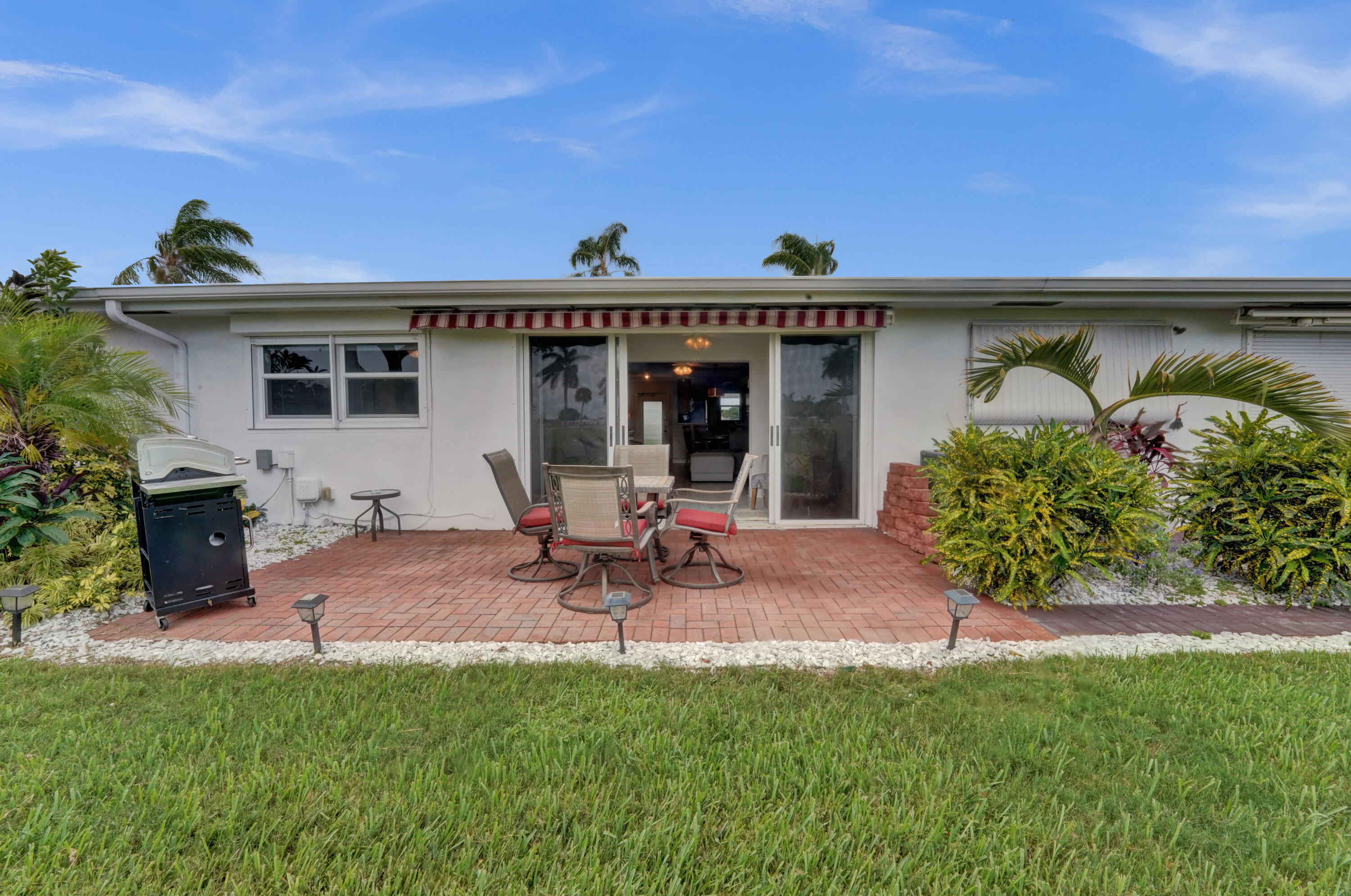 Property Photo:  1804 Ocean Drive 109  FL 33426 