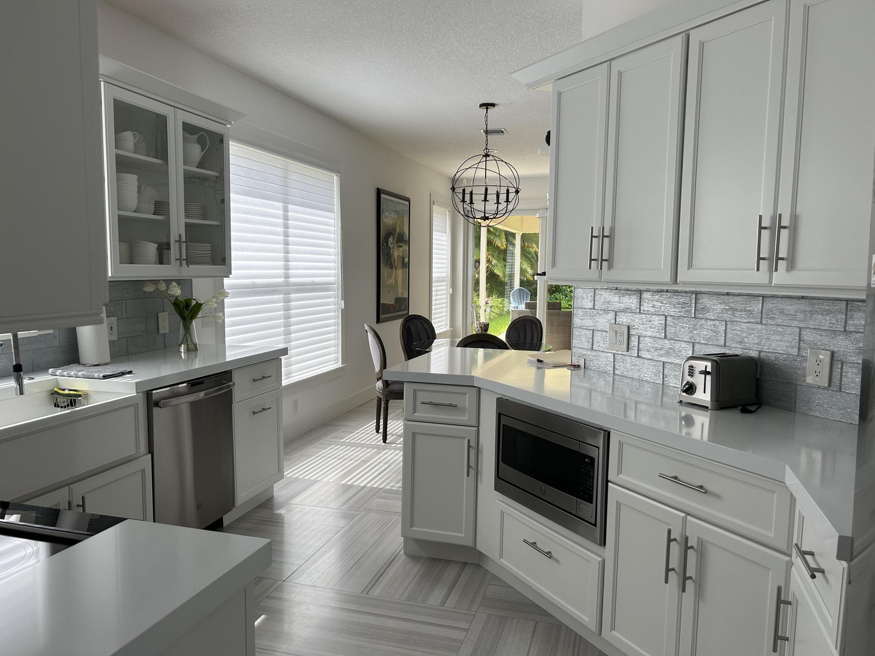 Property Photo: 2404 NW 67th Street FL 33496