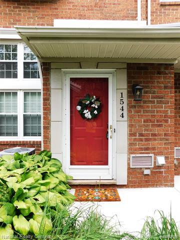 1544 Maryland Club Drive  Royal Oak MI 48067 photo