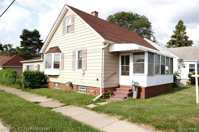 Property Photo: 7003 Paige Avenue MI 48091