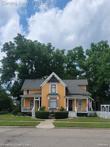 122 S Chestnut Street  Howell MI 48843 photo