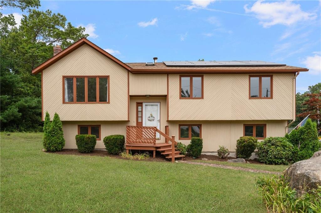 29 Teakwood Drive W  Coventry RI 02816 photo